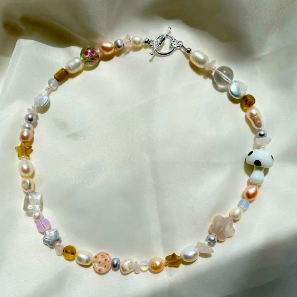 Freshwater & Glass True Middle Necklace